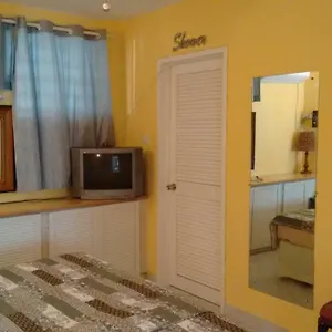 Condominium 220 Saint James